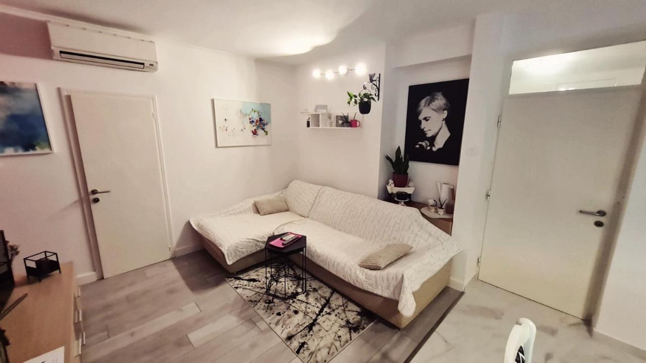 Apartment Brdo Pula Exterior photo